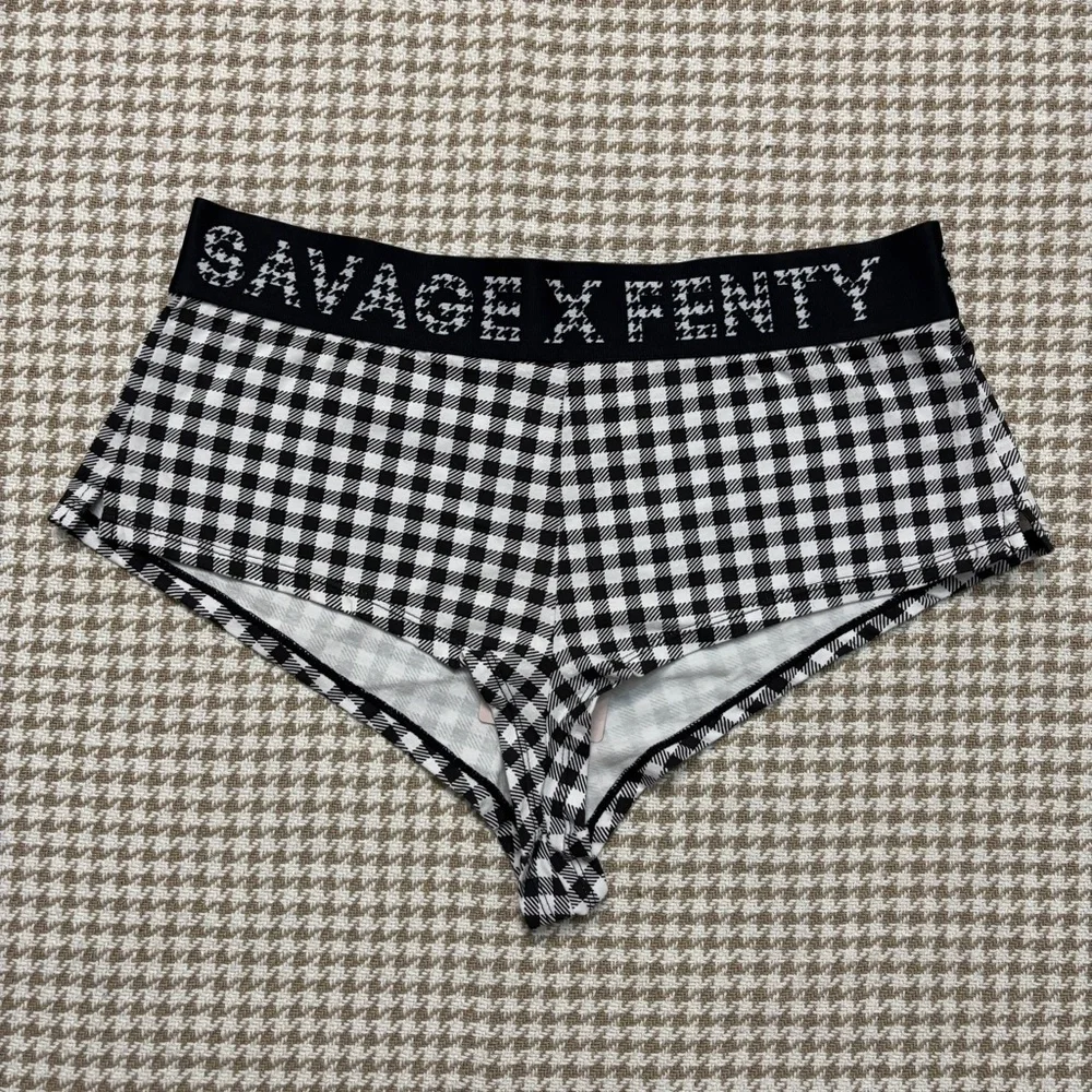 Savage X Fenty | ‘Forever Savage’ Gingham Print Set - Picture 10 of 16